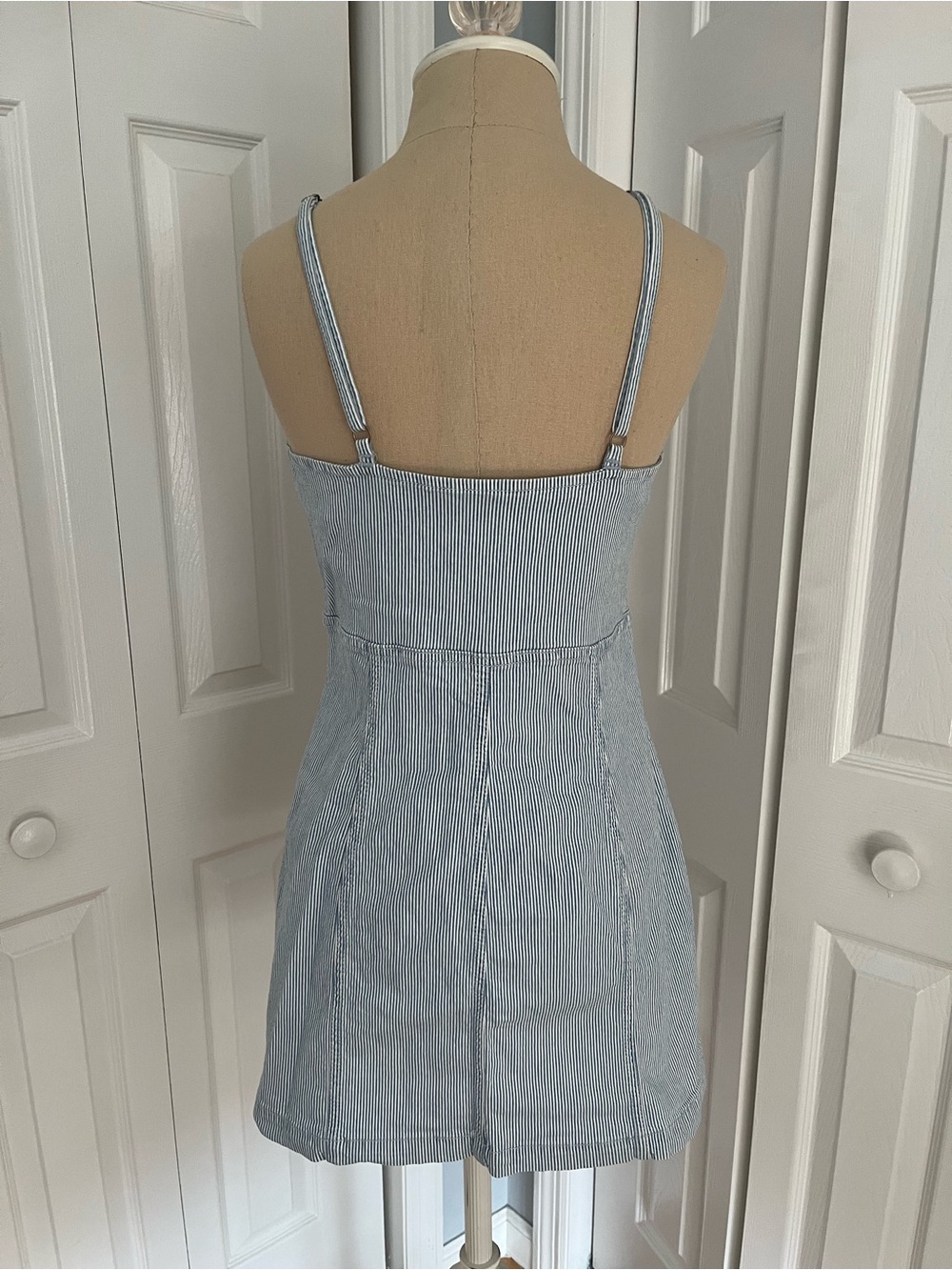 American Eagle Outfitters Blue and White Striped Denim Dress - Picture 2 of 3